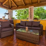 Villa Beautiful Loreta With Private Pool Near Pula And Rovinj *