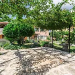 Villa Beautiful Loreta With Private Pool Near Pula And Rovinj Cabrunici