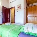 Villa Beautiful Loreta With Private Pool Near Pula And Rovinj Cabrunici