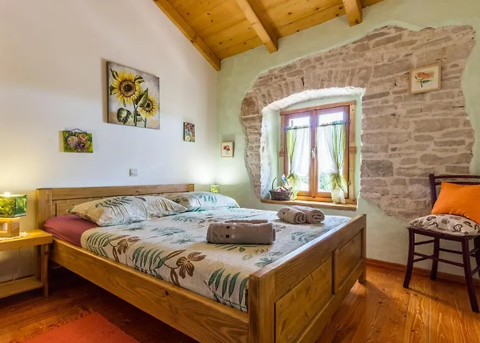 Vila Beautiful Loreta With Private Pool Near Pula And Rovinj Cabrunici