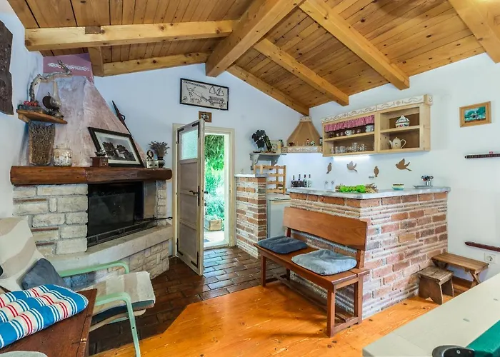 Βίλα Beautiful Loreta With Private Pool Near Pula And Rovinj Cabrunici