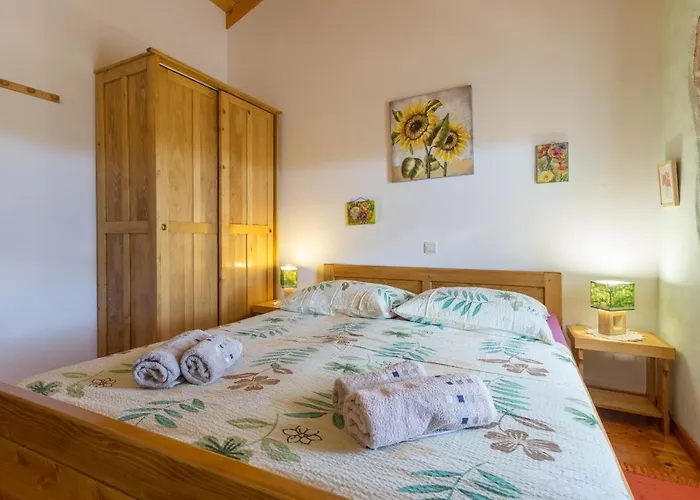 Beautiful Loreta With Private Pool Near Pula And Rovinj Βίλα