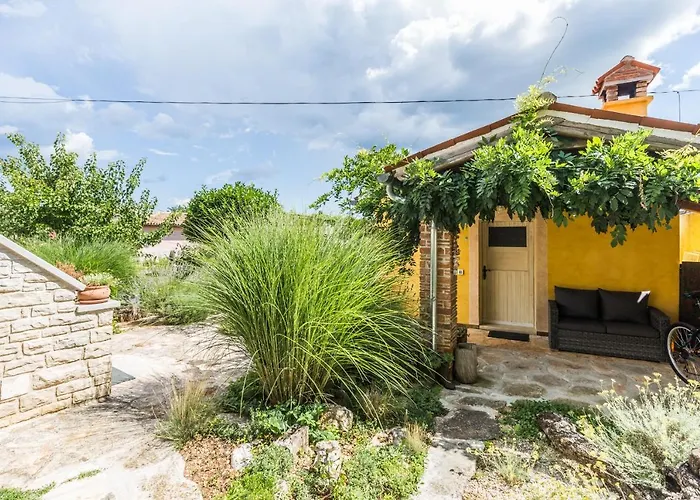 Beautiful Loreta With Private Pool Near Pula And Rovinj * Cabrunici