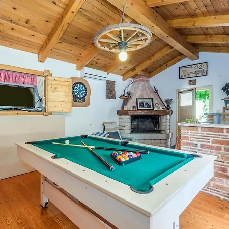 Beautiful Loreta With Private Pool Near Pula And Rovinj Villa Cabrunici